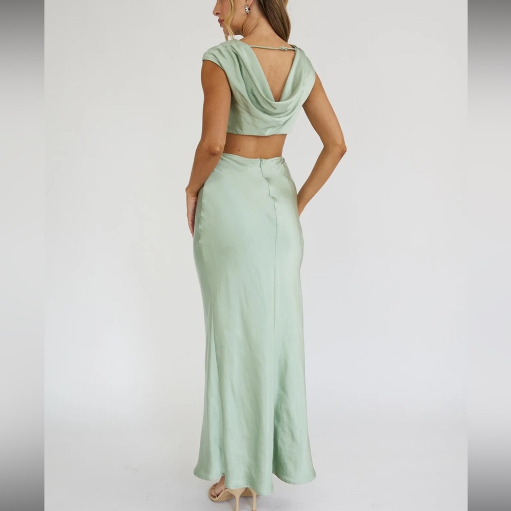 SAGE LIGHT GREEN x Satin Maxi Dress Gown